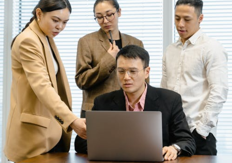 pdf轉(zhuǎn)圖片免費轉(zhuǎn)換器應(yīng)該如何選擇？福昕高級PDF編輯器如何將pdf轉(zhuǎn)圖片？